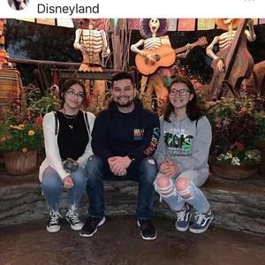 Meet your Posher, Adriana